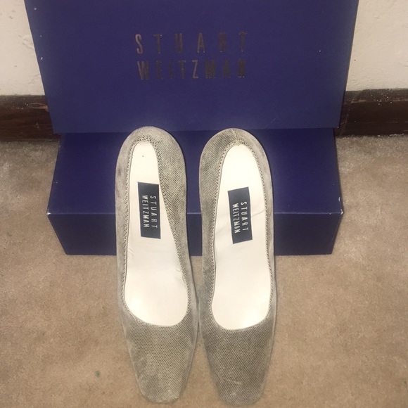 Stuart Weitzman Shoes - Stuart Weitzman pewter serpentine block heels